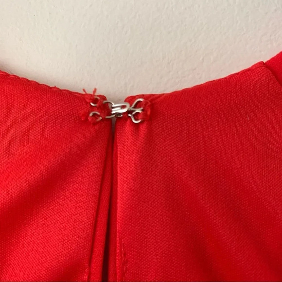 Express Red Grecian Neck Dress Party Size 0 Flirty Fun Holiday - Picture 4 of 8
